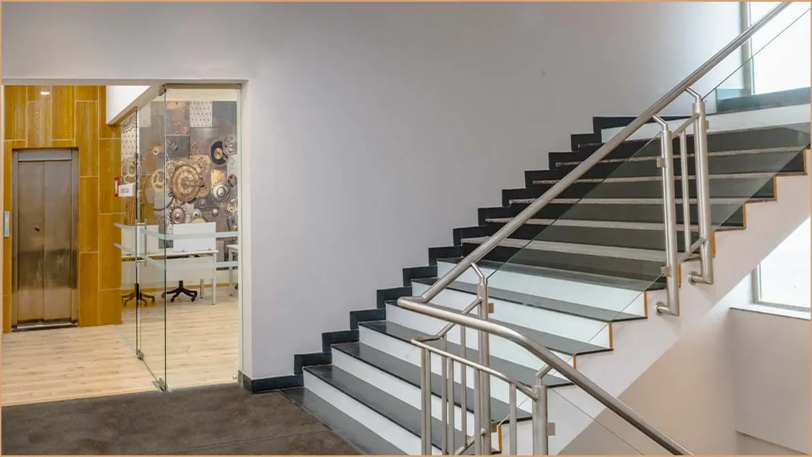 Purva-Westend-steps